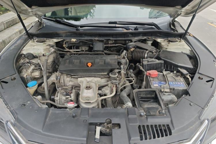 Used Honda Accord 2015 2.0L LX Comfort Edition Engine Bay