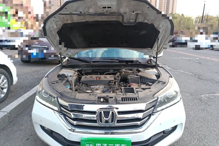 Used Honda Accord 2015 2.0L LX Comfort Edition Engine Bay