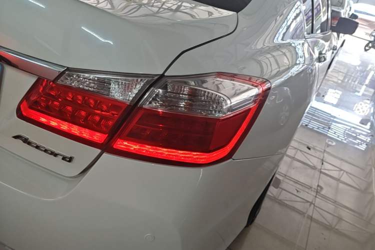 Used Honda Accord 2015 2.0L LX Comfort Edition Exterior 1