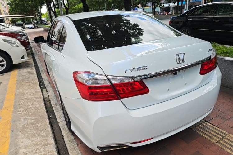 Used Honda Accord 2015 2.0L LX Comfort Edition Exterior 2