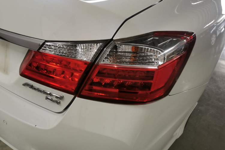 Used Honda Accord 2015 2.4L EX Luxury Edition Exterior 3