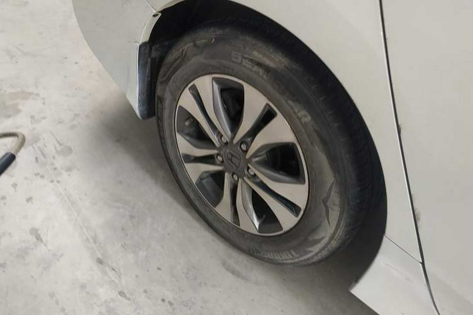 Used Honda Accord 2015 2.0L LX Comfort Edition Exterior 5