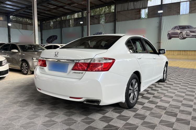 Used Honda Accord 2015 2.0L LX Comfort Edition Exterior 5