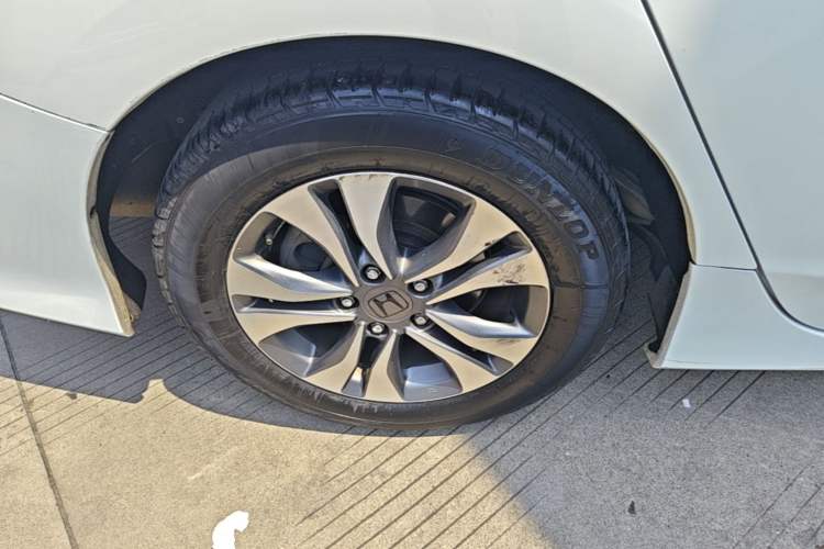 Used Honda Accord 2015 2.0L LX Comfort Edition Exterior 5