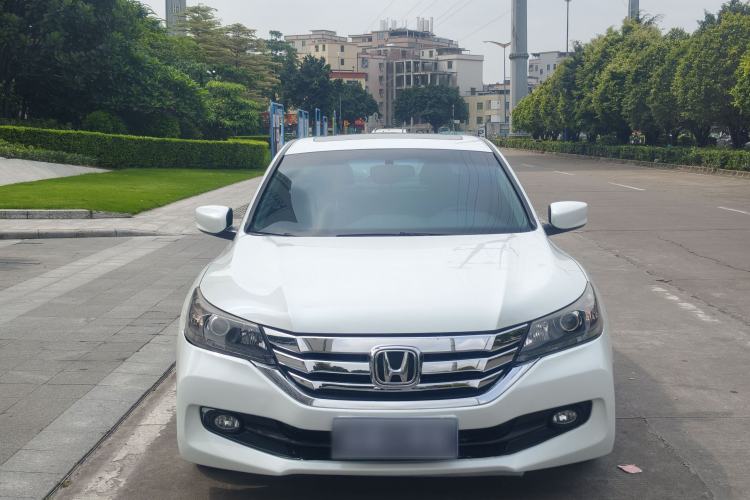 Used Honda Accord 2015 2.0L LX Comfort Edition Exterior 8
