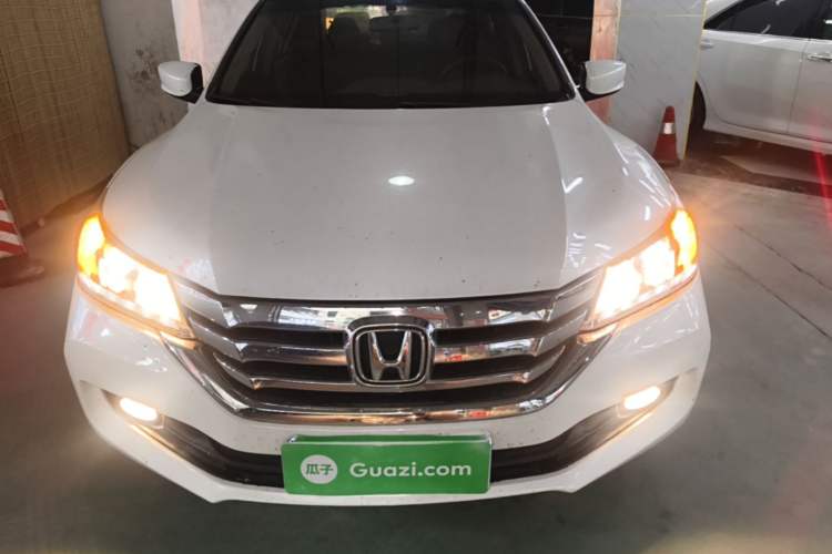 Used Honda Accord 2015 2.0L LX Comfort Edition Front