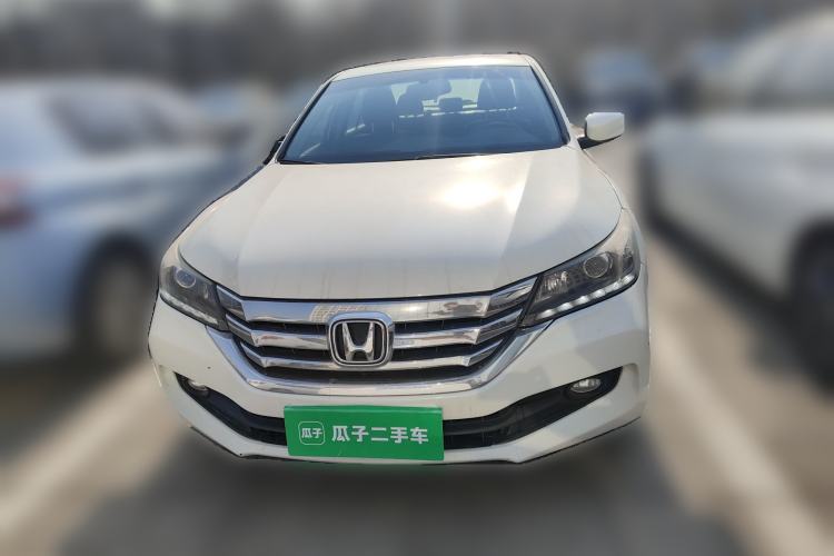 Used Honda Accord 2015 2.0L EX Luxury Edition Front