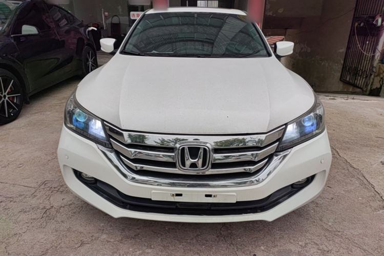 Used Honda Accord 2015 2.0L LX Comfort Edition Front