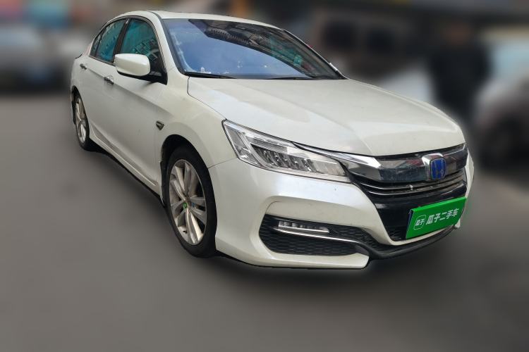Used Honda Accord 2015 2.0L LX Comfort Edition Front Right 45 Deg