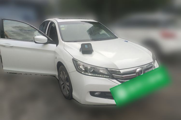 Used Honda Accord 2015 2.0L LX Comfort Edition Front Right 45 Deg