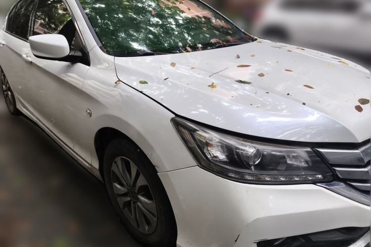 Used Honda Accord 2015 2.0L LX Comfort Edition Front Right 45 Deg