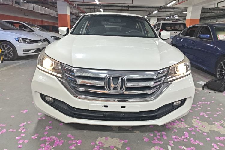 Used Honda Accord 2015 2.0L LX Comfort Edition Front