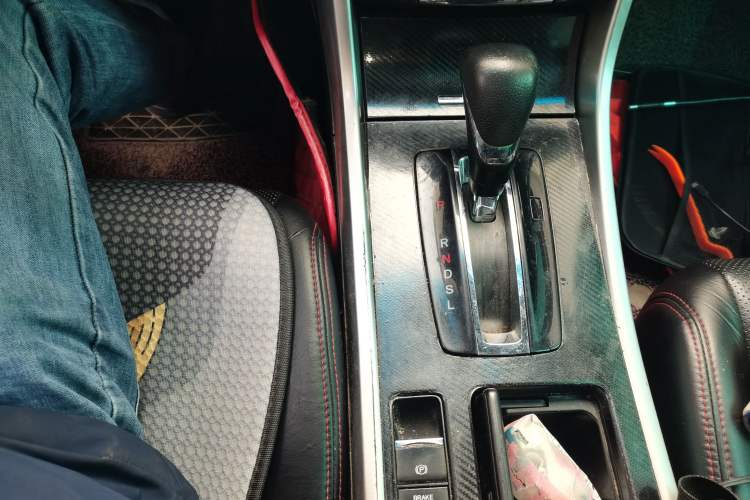 Used Honda Accord 2015 2.0L LX Comfort Edition Gear Lever
