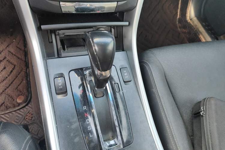 Used Honda Accord 2015 2.0L EX Luxury Edition Gear Lever
