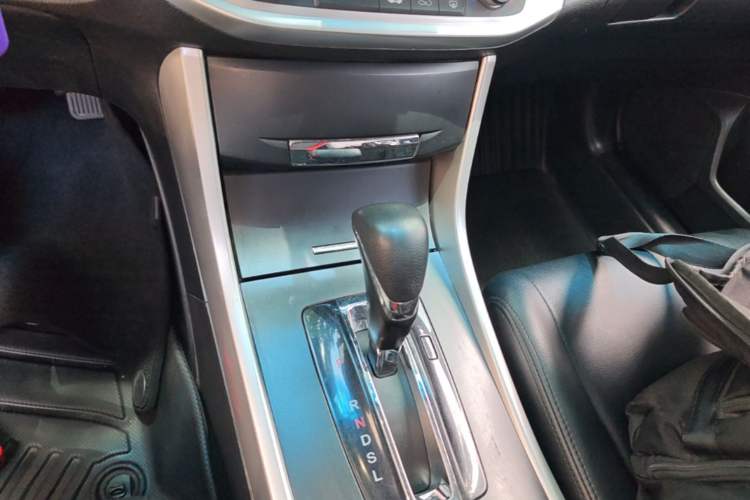 Used Honda Accord 2015 2.0L LX Comfort Edition Gear Lever