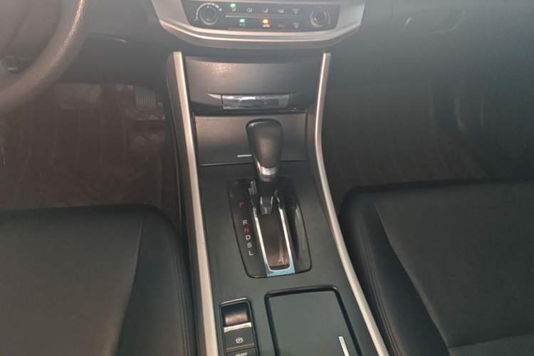 Used Honda Accord 2015 2.0L LX Comfort Edition Gear Lever