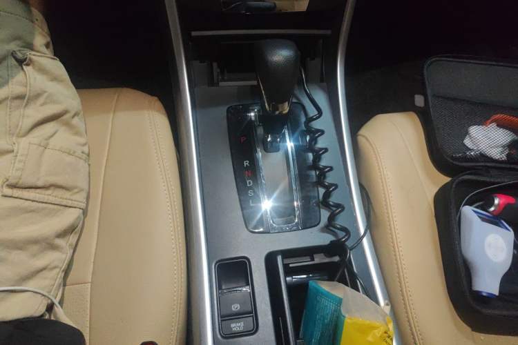 Used Honda Accord 2015 2.0L LX Comfort Edition Gear Lever