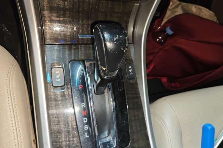 Used Honda Accord 2015 2.4L EX Luxury Edition Gear Lever