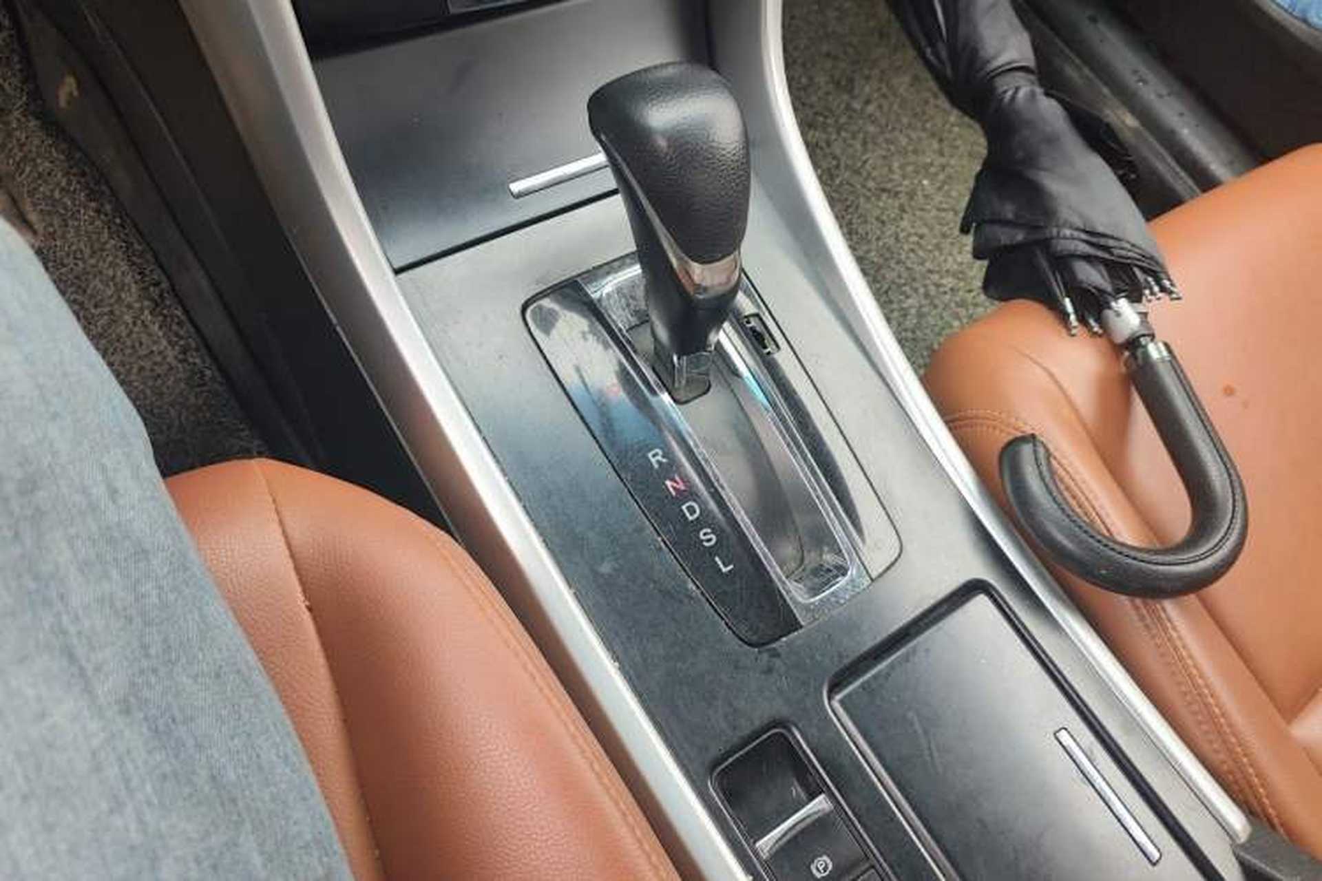 Used Honda Accord 2015 2.0L LX Comfort Edition Gear Lever