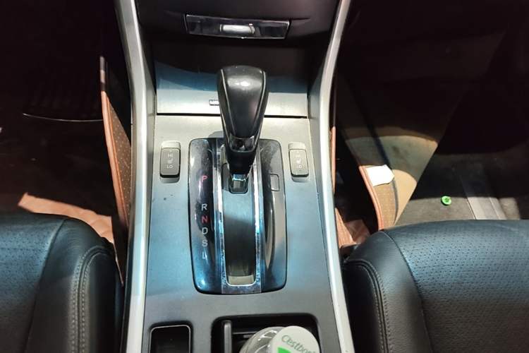 Used Honda Accord 2015 2.0L LXS Elite Edition Gear Lever