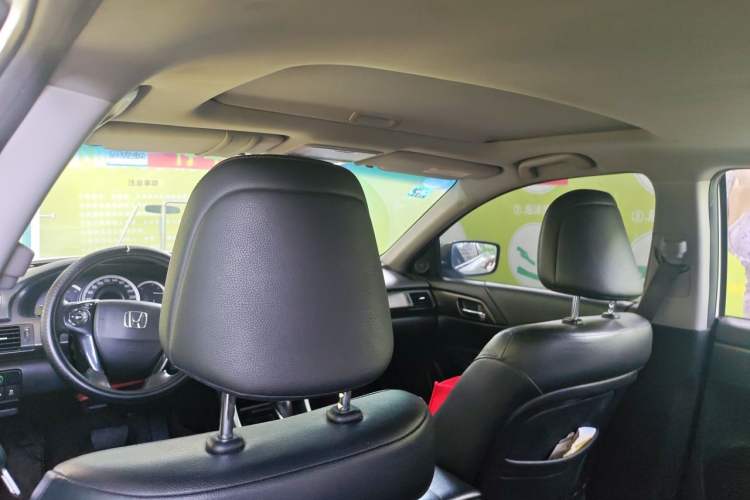 Used Honda Accord 2015 2.0L EX Luxury Edition Headliner