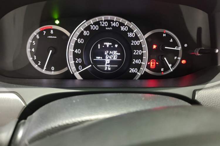 Used Honda Accord 2015 2.0L LXS Elite Edition Instrument Cluster