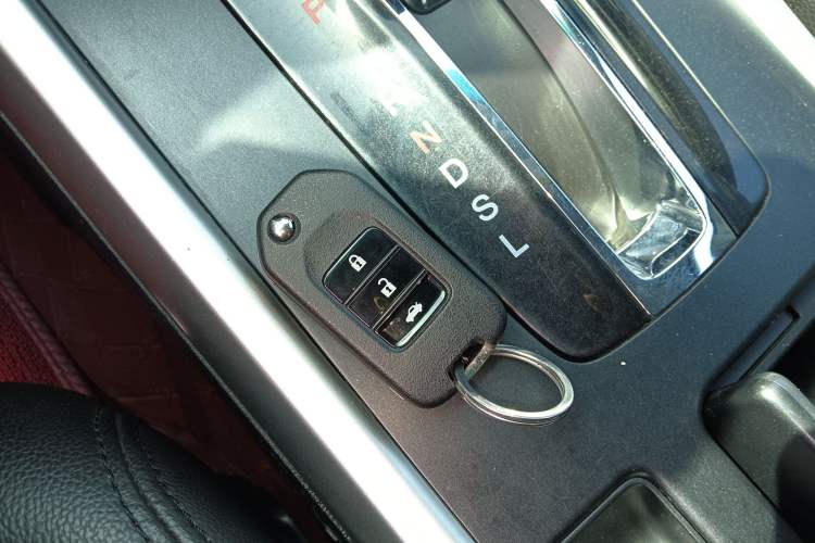 Used Honda Accord 2015 2.0L LX Comfort Edition Interior 1