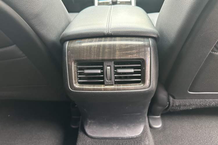 Used Honda Accord 2015 2.4L EX Luxury Edition Interior 7