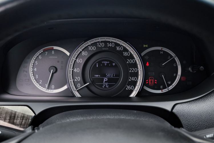 Used Honda Accord 2015 2.4L EX Luxury Edition Interior 8