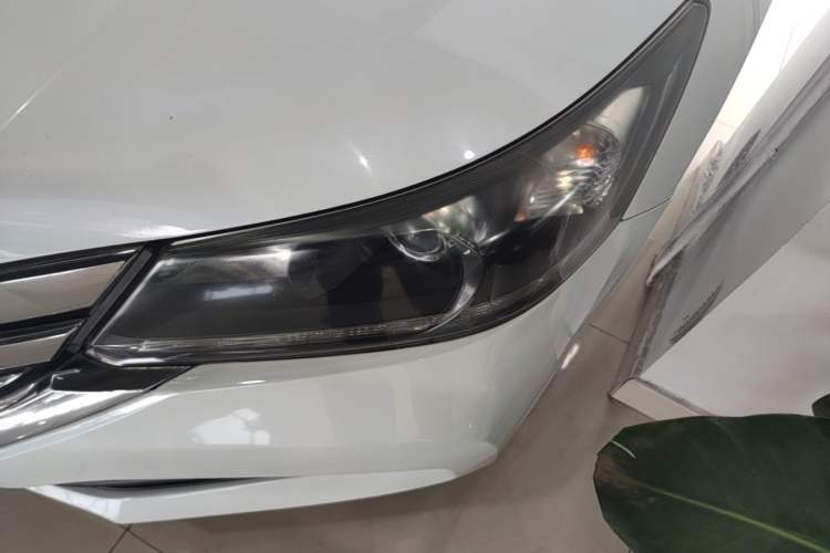 Used Honda Accord 2015 2.0L LXS Elite Edition Left Front Headlight