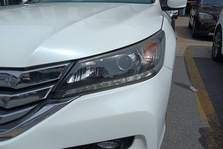 Used Honda Accord 2015 2.0L LX Comfort Edition Left Front Headlight