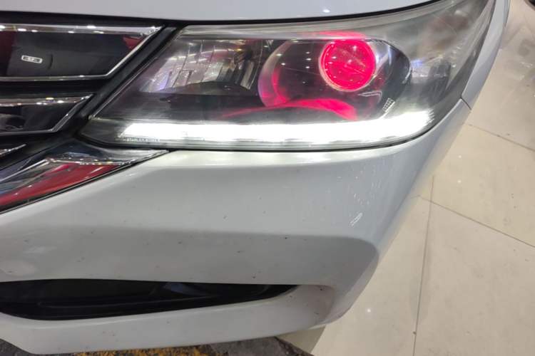 Used Honda Accord 2015 2.0L LXS Elite Edition Left Front Headlight