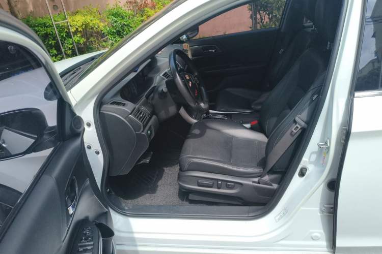 Used Honda Accord 2015 2.0L LXS Elite Edition Left Front Seat