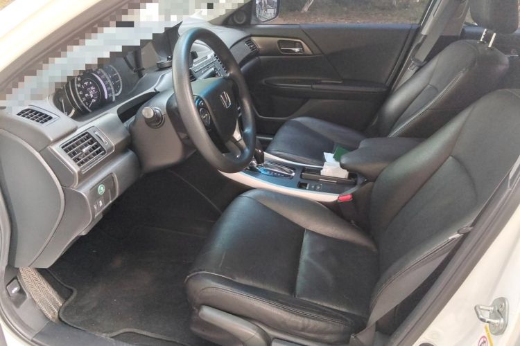 Used Honda Accord 2015 2.0L LX Comfort Edition Left Front Seat