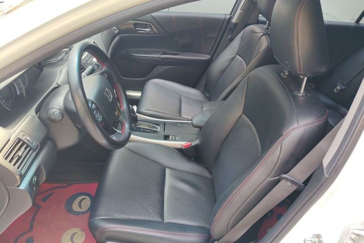 Used Honda Accord 2015 2.0L LX Comfort Edition Left Front Seat