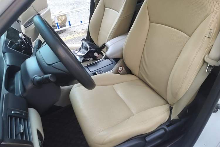 Used Honda Accord 2015 2.0L LX Comfort Edition Left Front Seat