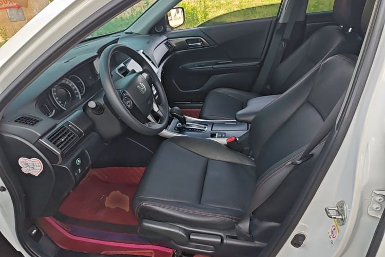 Used Honda Accord 2015 2.0L LX Comfort Edition Left Front Seat