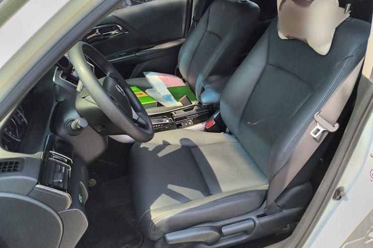 Used Honda Accord 2015 2.0L LX Comfort Edition Left Front Seat