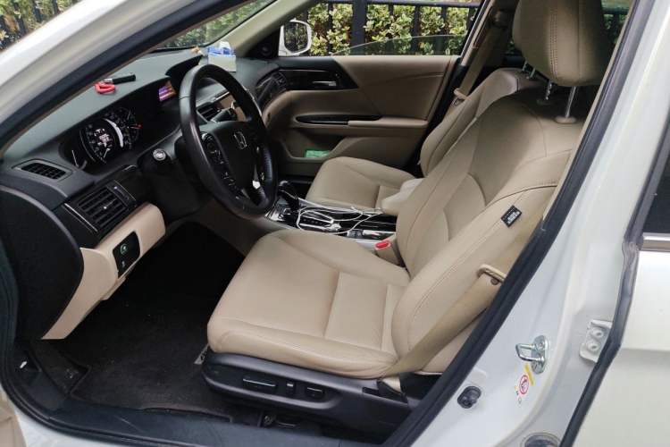 Used Honda Accord 2015 2.4L EX Luxury Edition Left Front Seat