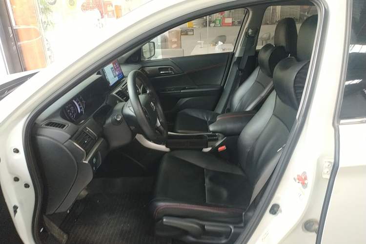 Used Honda Accord 2015 2.0L LX Comfort Edition Left Front Seat