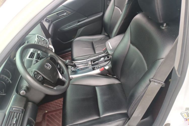 Used Honda Accord 2015 2.0L LX Comfort Edition Left Front Seat