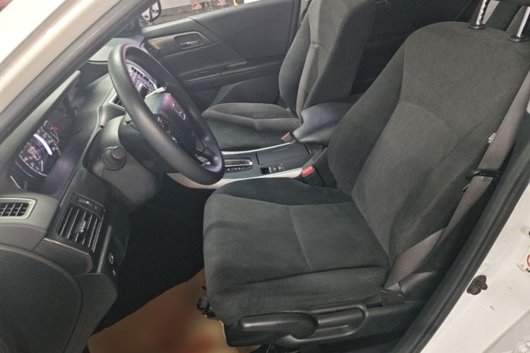 Used Honda Accord 2015 2.0L LX Comfort Edition Left Front Seat