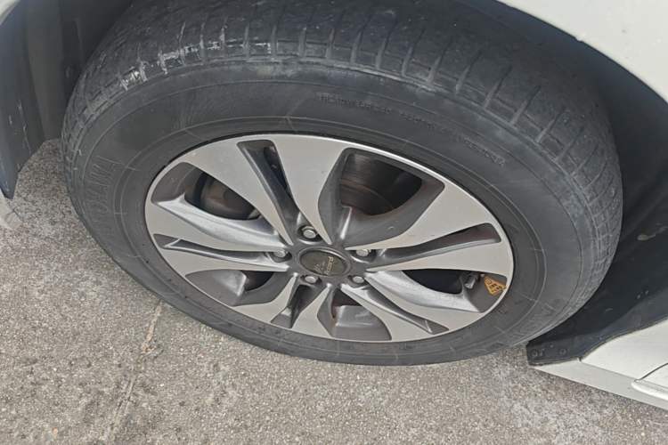 Used Honda Accord 2015 2.0L LXS Elite Edition Left Front Wheel Hub