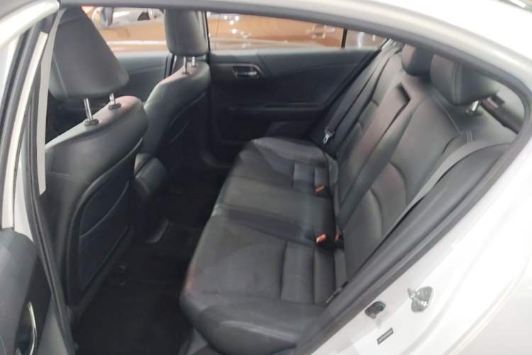 Used Honda Accord 2015 2.0L LXS Elite Edition Left Rear Seat