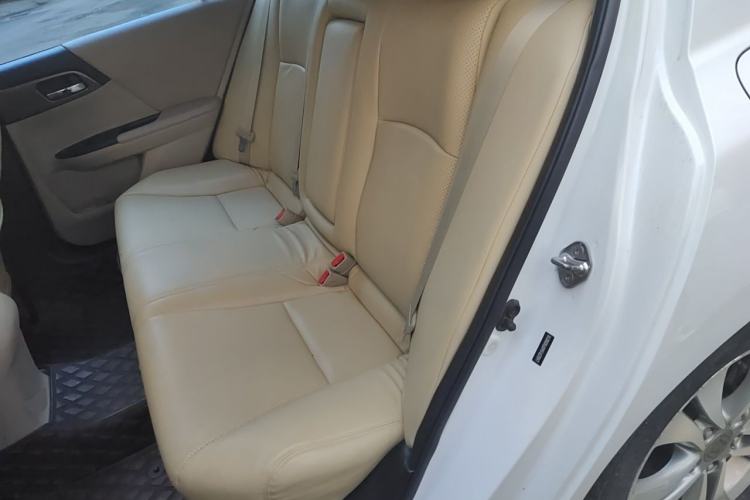 Used Honda Accord 2015 2.0L LX Comfort Edition Left Rear Seat