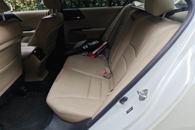 Used Honda Accord 2015 2.4L EX Luxury Edition Left Rear Seat