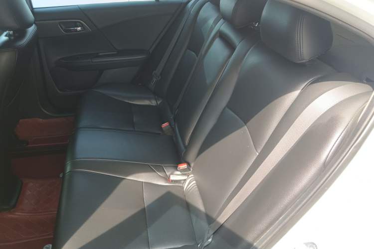 Used Honda Accord 2015 2.0L LX Comfort Edition Left Rear Seat