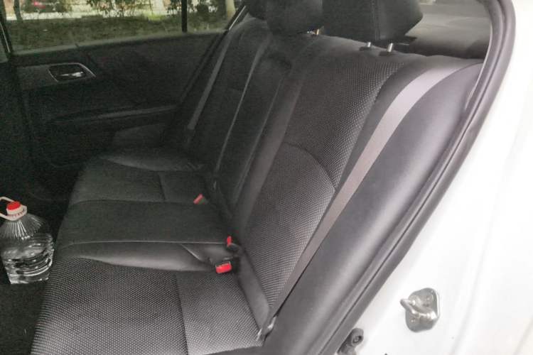 Used Honda Accord 2015 2.0L LX Comfort Edition Left Rear Seat
