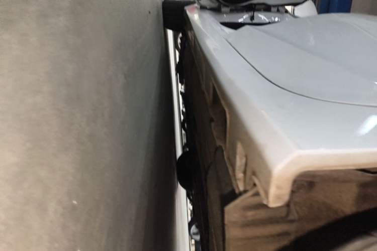 Used Honda Accord 2015 2.0L LX Comfort Edition Left Side Sill