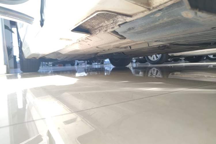 Used Honda Accord 2015 2.0L LXS Elite Edition Left Side Sill